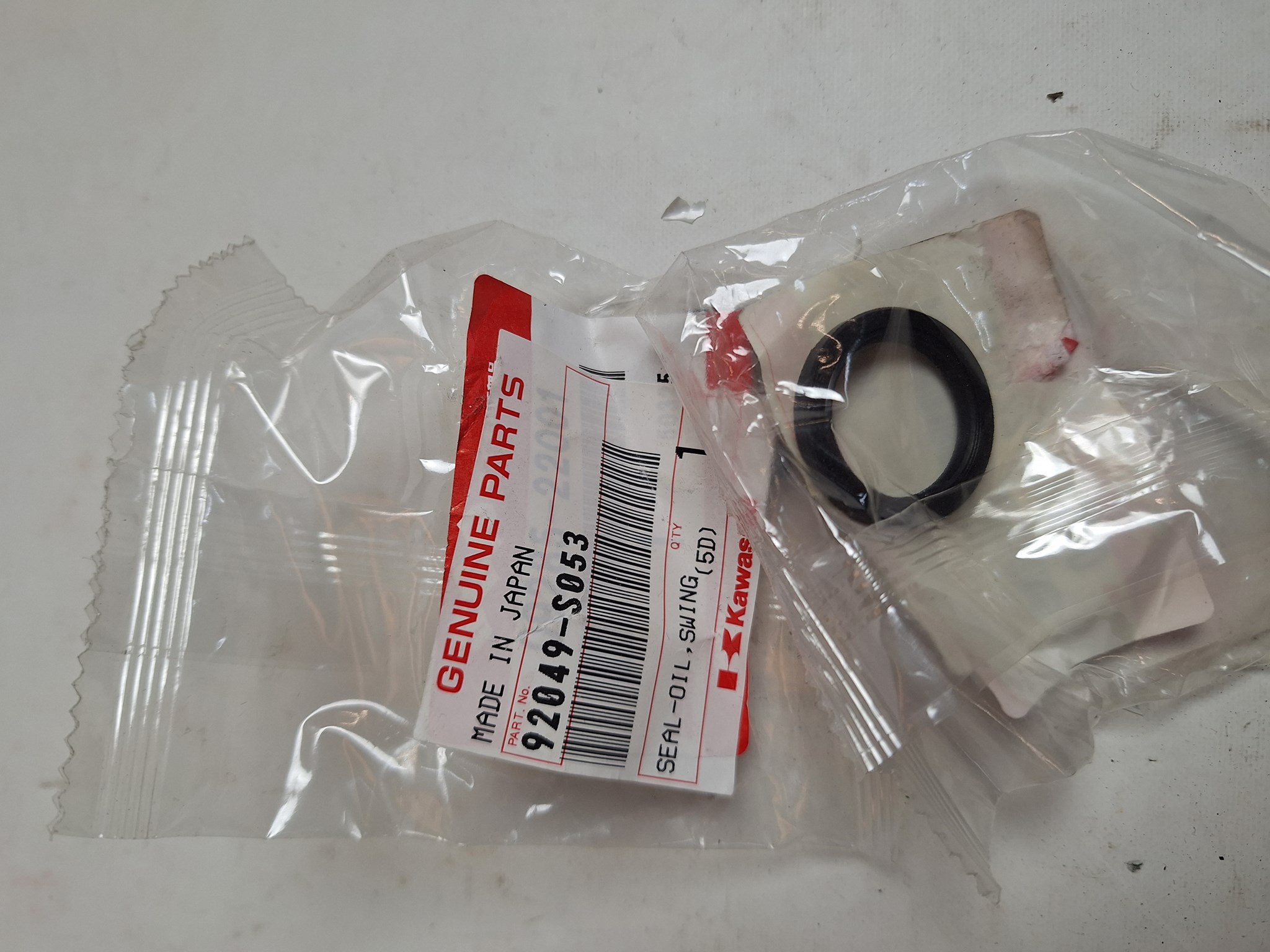 Picture of Kawasaki  SEAL-OIL,SWING ARM  92049-S053